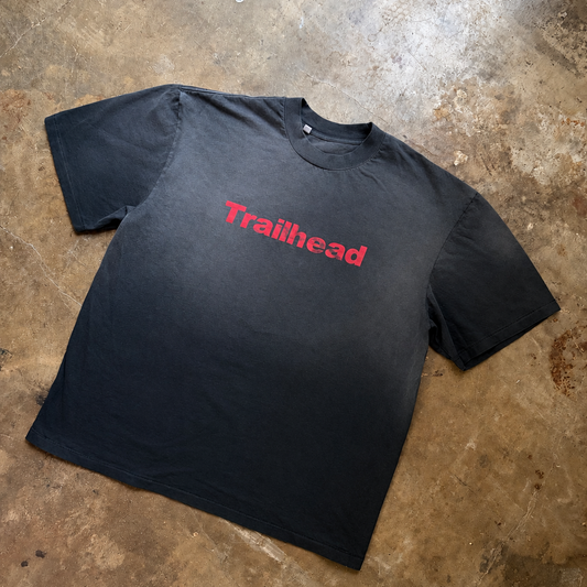 TRAILHEAD TEE IN 90'S NOIR