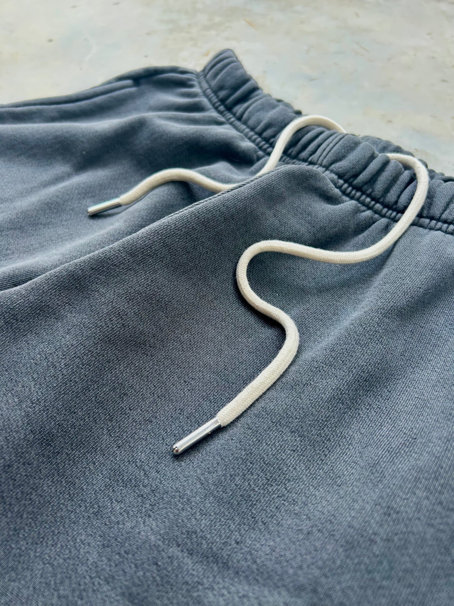 SOUNDCHECK LOGO SWEATPANT 28"