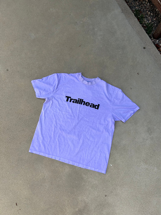 TRAILHEAD TEE IN ATMOSPHERE