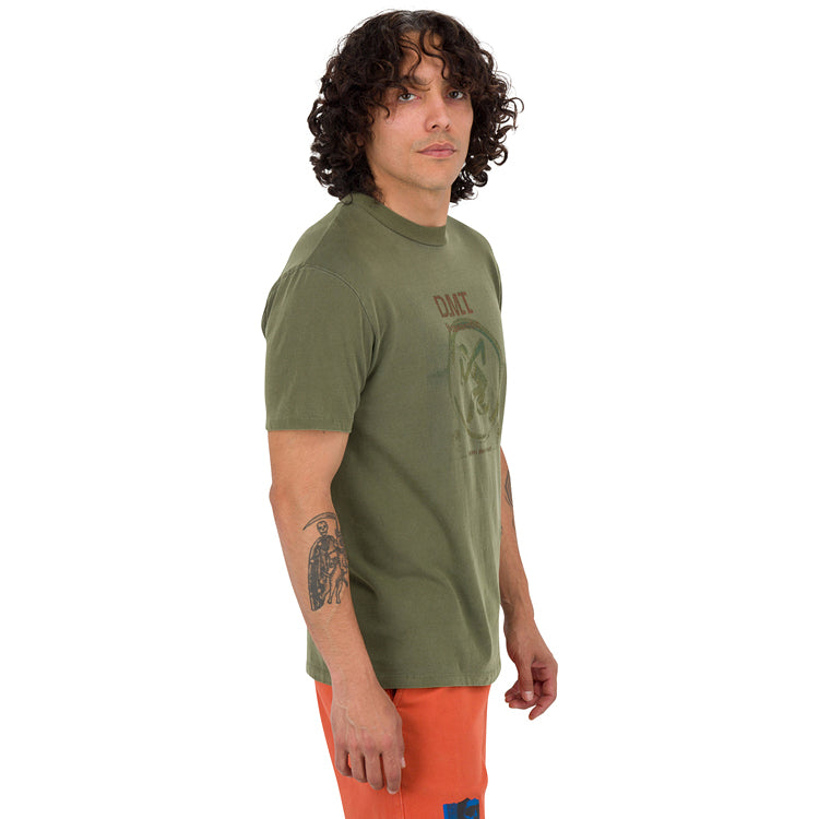 SAURI x D.M.T TEE