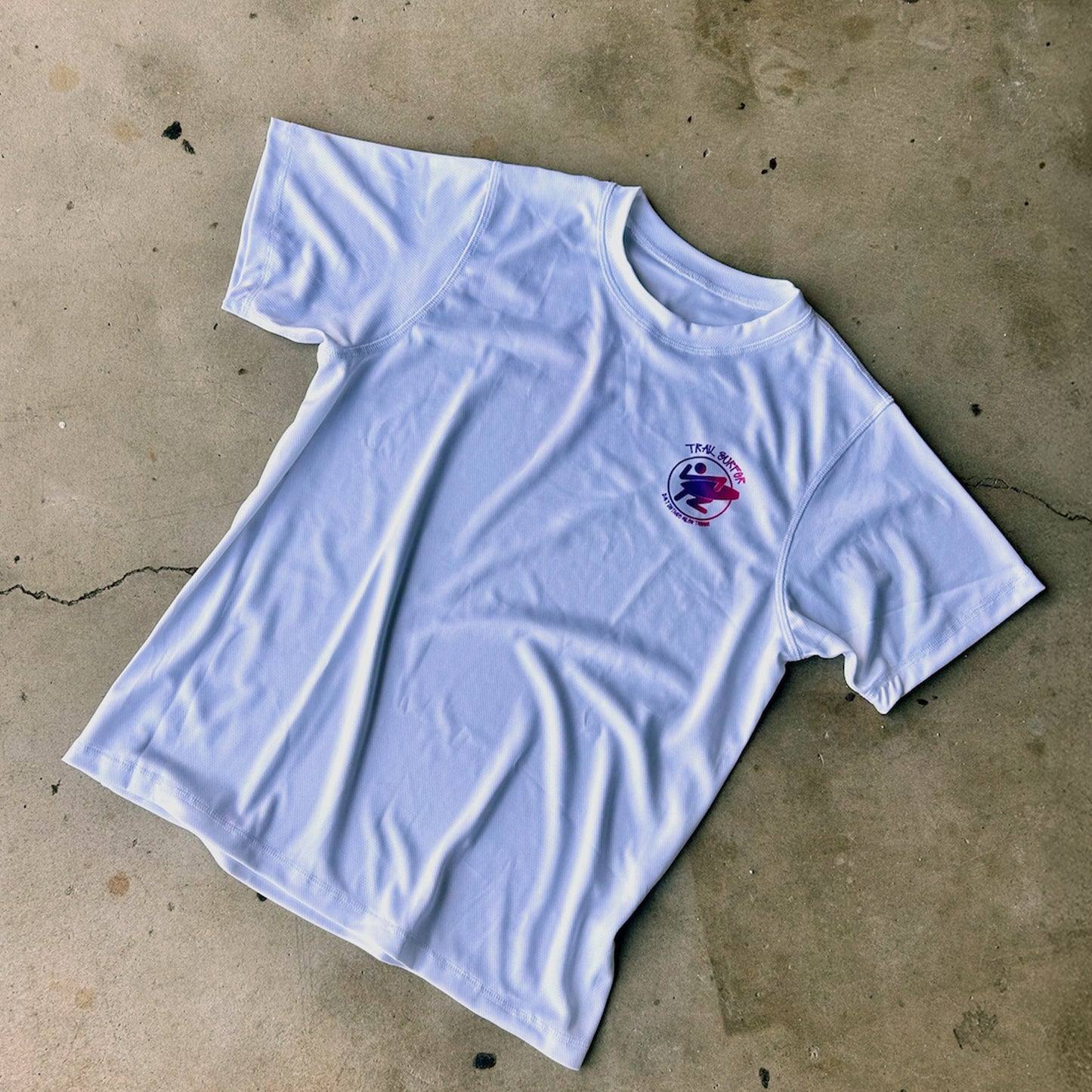 TRAIL MACHINE TECH TEE IN SNOWDEN