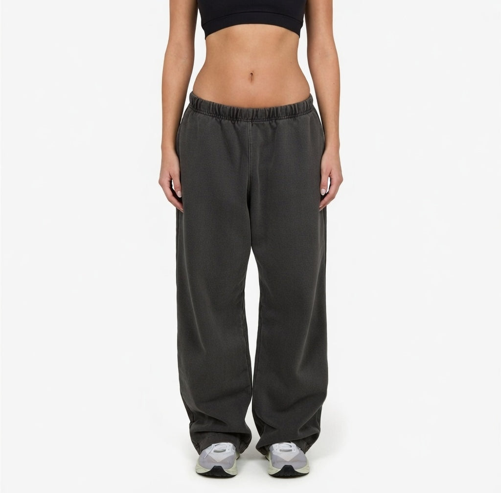 SOUNDCHECK WIDE LEG TRACK PANT IN BASALT