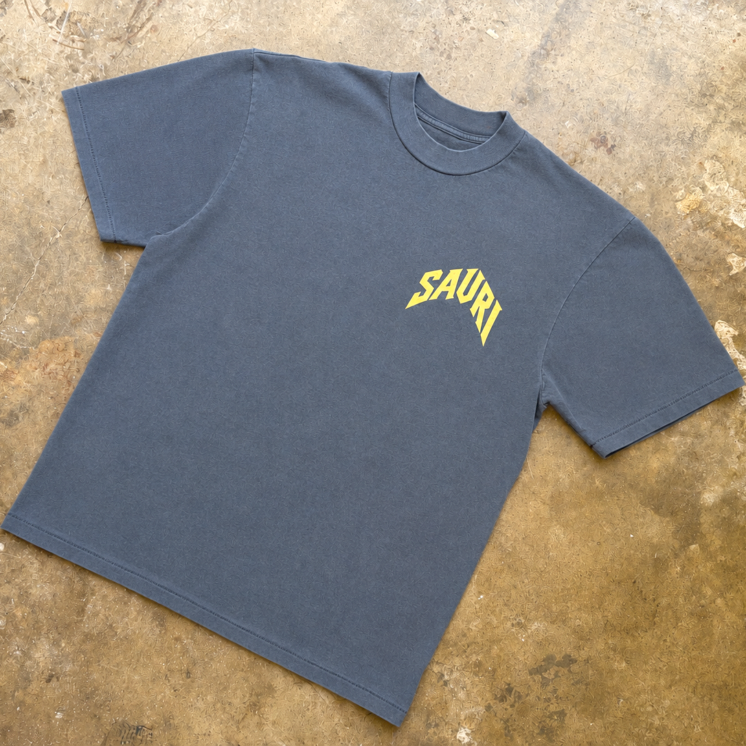 SAURI STRENGTH TEE STONE WASH NAVY